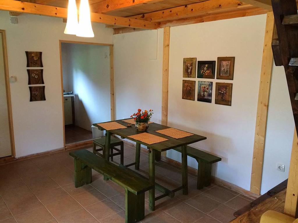 Camp Viljamovka Apartment Kremna Ngoại thất bức ảnh